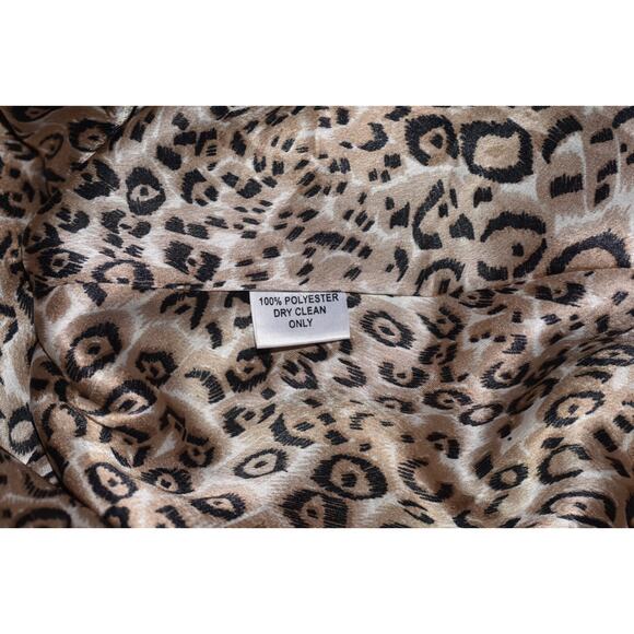 VINTAGE COLLECTION Designer Studded Cape Belted Faux Suede Jacket Size Large - Picture 12 of 15